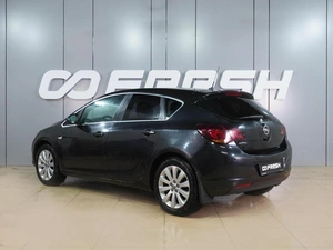 Хетчбэк Opel Astra 2011 года, 699000 рублей, Воронеж