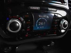Внедорожник Nissan Juke 2013 года, 899000 рублей, Воронеж
