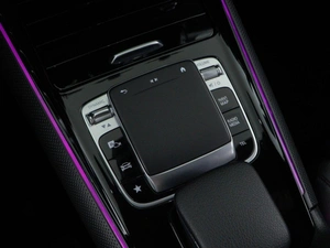 Внедорожник Mercedes-benz GLB-класс 2020 года, 2989999 рублей, Москва