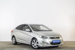 Седан Hyundai Solaris 2013 года, 799000 рублей, Тюмень