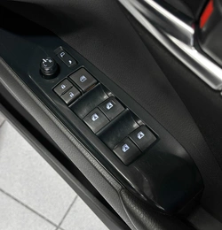 Седан Toyota Camry 2018 года, 2707000 рублей, Красноярск