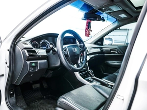 Седан Honda Accord 2013 года, 1470000 рублей, Красноярск