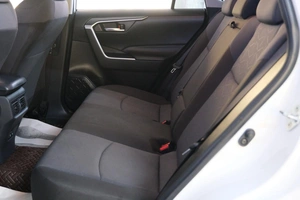 Внедорожник Toyota RAV4 2019 года, 4049000 рублей, Омск