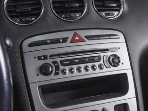 Седан Peugeot 408 2012 года, 599000 рублей, Ростов-на-Дону