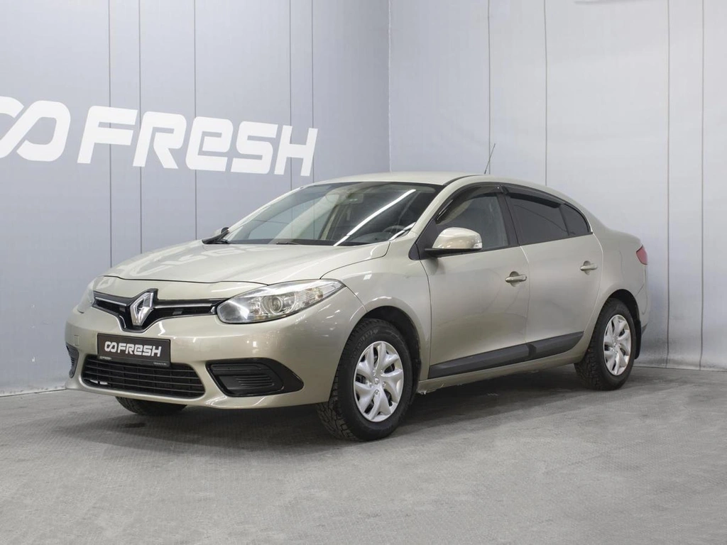 Седан Renault Fluence 2014 года, 670000 рублей, Омск