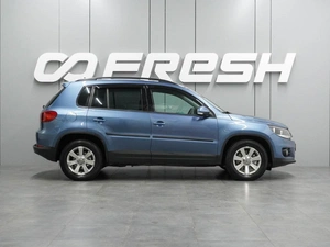 Внедорожник Volkswagen Tiguan 2011 года, 1049000 рублей, Воронеж