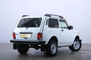 Внедорожник ВАЗ (LADA) Niva Legend 2024 года, 1059000 рублей, Омск