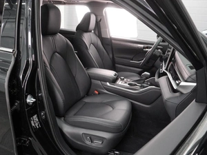 Внедорожник Toyota Highlander 2025 года, 5829000 рублей, Воронеж