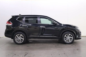 Внедорожник Nissan X-Trail 2016 года, 2180000 рублей, Брянск