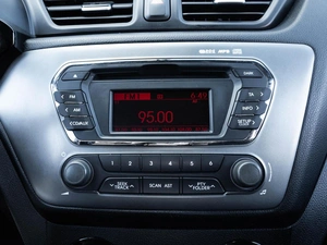 Седан Kia Rio 2015 года, 998000 рублей, Ставрополь