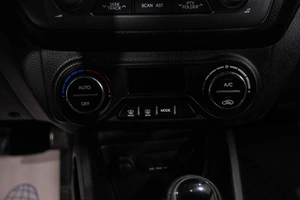 Седан Kia Rio 2011 года, 799000 рублей, Новокузнецк