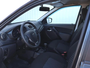 Седан ВАЗ (LADA) Granta 2019 года, 650000 рублей, Брянск