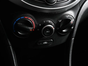 Седан Hyundai Solaris 2015 года, 969000 рублей, Аксай