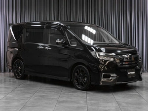 Минивэн Honda Stepwgn Spada 2021 года, 3049000 рублей, Тюмень