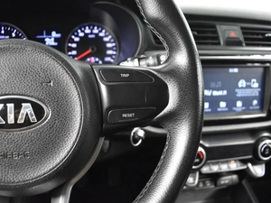 Хетчбэк Kia Rio X-Line 2018 года, 1048200 рублей, Казань