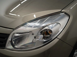 Хетчбэк Renault Sandero 2010 года, 675000 рублей, Красноярск