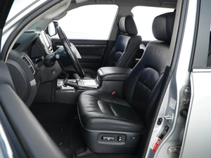 Внедорожник Toyota Land Cruiser 2021 года, 7725077 рублей, Москва