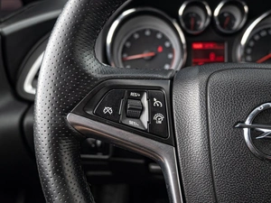Хетчбэк Opel Astra 2013 года, 795000 рублей, Краснодар
