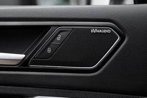 Внедорожник Volkswagen Tiguan 2020 года, 4299000 рублей, Ульяновск