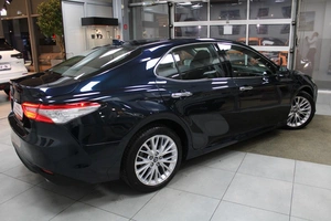 Седан Toyota Camry 2018 года, 2650000 рублей, Красноярск