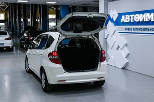Хетчбэк Honda Fit 2011 года, 838000 рублей, Солонцы