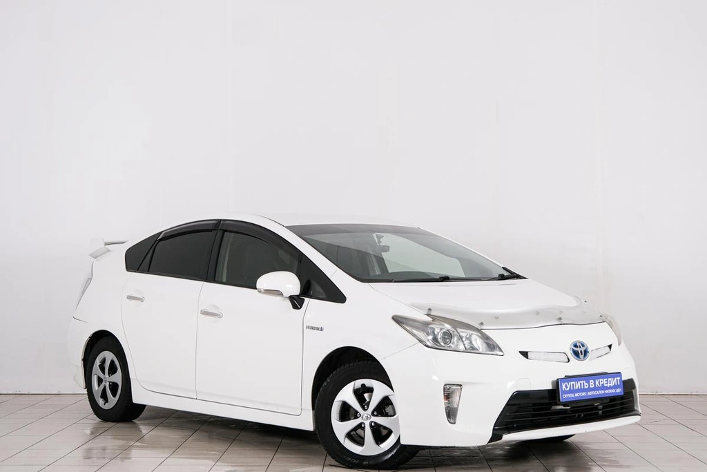 Лифтбек Toyota Prius 2012 года, 1199000 рублей, Красноярск