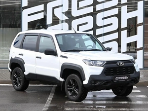 Внедорожник ВАЗ (LADA) Niva Travel 2024 года, 1345000 рублей, Волгоград