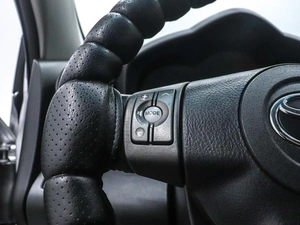 Внедорожник Toyota RAV4 2011 года, 1750000 рублей, Красноярск