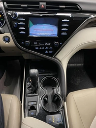 Седан Toyota Camry 2019 года, 2850000 рублей, Красноярск