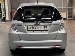 Хетчбэк Honda Fit 2011 года, 697000 рублей, Красноярск