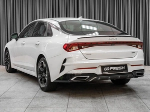 Седан Kia K5 2022 года, 3189000 рублей, Тюмень