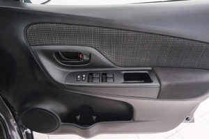 Хетчбэк Toyota Vitz 2019 года, 969000 рублей, Красноярск