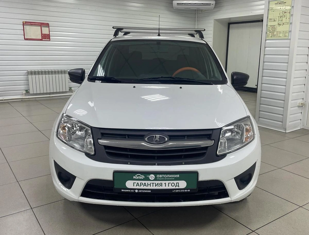Седан ВАЗ (LADA) Granta 2018 года, 450000 рублей, Ачинск