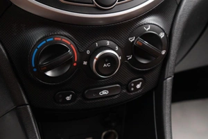 Седан Hyundai Solaris 2016 года, 1099000 рублей, Оренбург