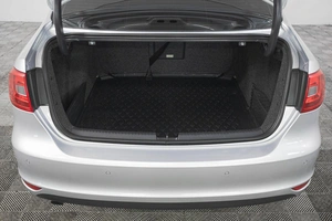 Седан Volkswagen Jetta 2012 года, 999000 рублей, Кемерово