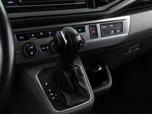 Минивэн Volkswagen Caravelle 2020 года, 4198999 рублей, Москва