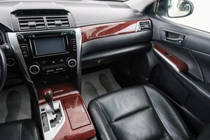 Седан Toyota Camry 2013 года, 1489000 рублей, Красноярск