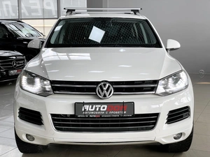 Внедорожник Volkswagen Touareg 2011 года, 1997000 рублей, Солонцы