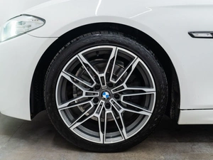 Седан BMW 5 серия 2012 года, 1750000 рублей, Красноярск