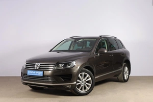 Внедорожник Volkswagen Touareg 2015 года, 3389000 рублей, Новосибирск
