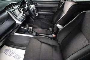 Универсал Toyota Corolla Fielder 2016 года, 1339000 рублей, Сургут