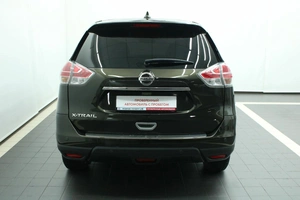 Внедорожник Nissan X-Trail 2017 года, 1990000 рублей, Красноярск