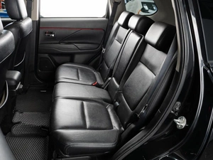 Внедорожник Mitsubishi Outlander 2015 года, 1900000 рублей, Тюмень