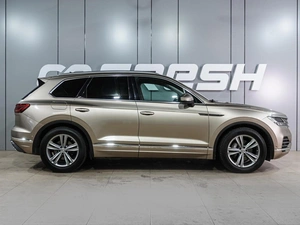 Внедорожник Volkswagen Touareg 2018 года, 4189000 рублей, Воронеж
