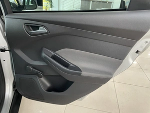 Седан Ford Focus 2011 года, 787000 рублей, Солонцы