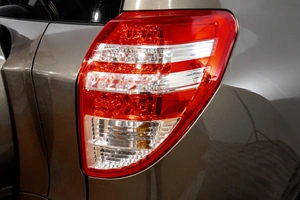 Внедорожник Toyota RAV4 2011 года, 1449000 рублей, Барнаул