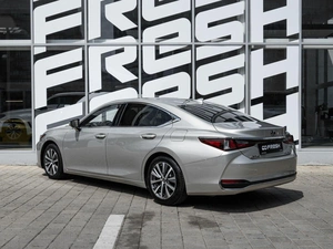 Седан Lexus ES 2018 года, 2770000 рублей, Ставрополь