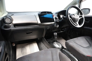 Хетчбэк Honda Fit 2011 года, 989000 рублей, Новосибирск