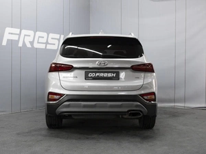 Внедорожник Hyundai Santa Fe 2019 года, 2790000 рублей, Омск