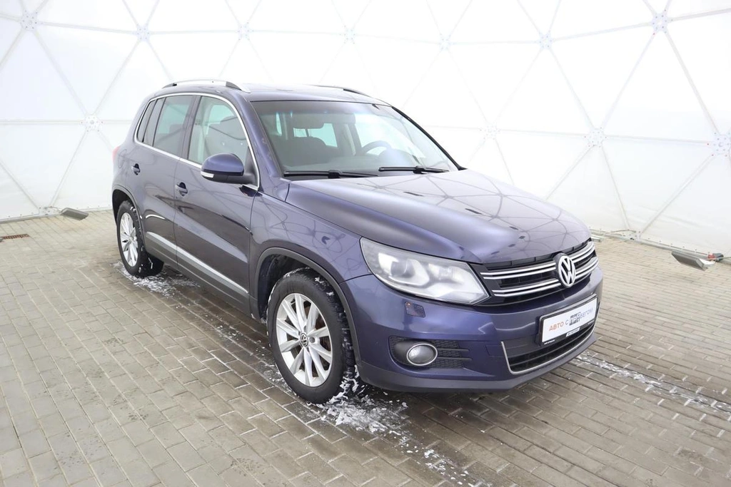 Внедорожник Volkswagen Tiguan 2012 года, 1150000 рублей, Обнинск